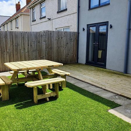 2 Bedroom Apartments In Filton By Cliftonvalley Apartments ブリストル エクステリア 写真
