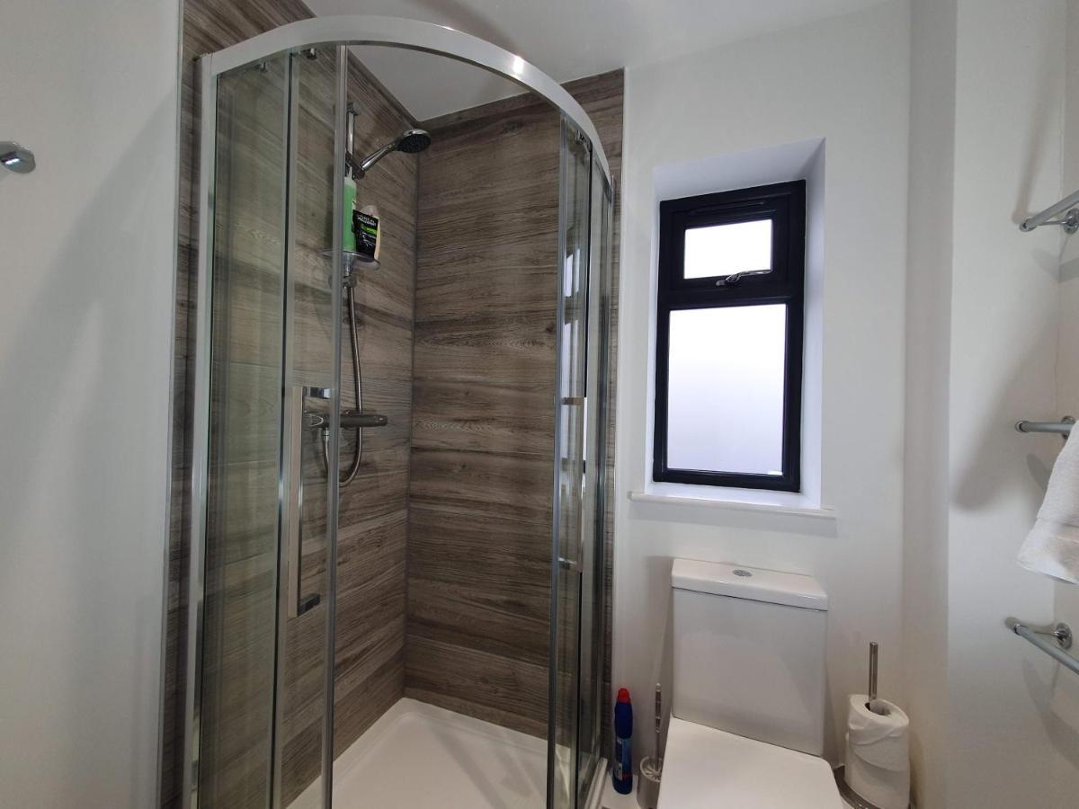 2 Bedroom Apartments In Filton By Cliftonvalley Apartments ブリストル エクステリア 写真