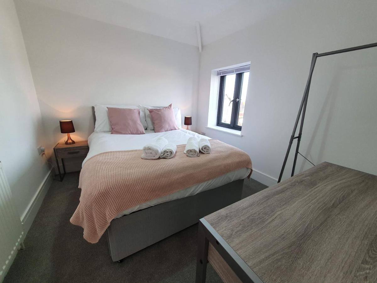 2 Bedroom Apartments In Filton By Cliftonvalley Apartments ブリストル エクステリア 写真