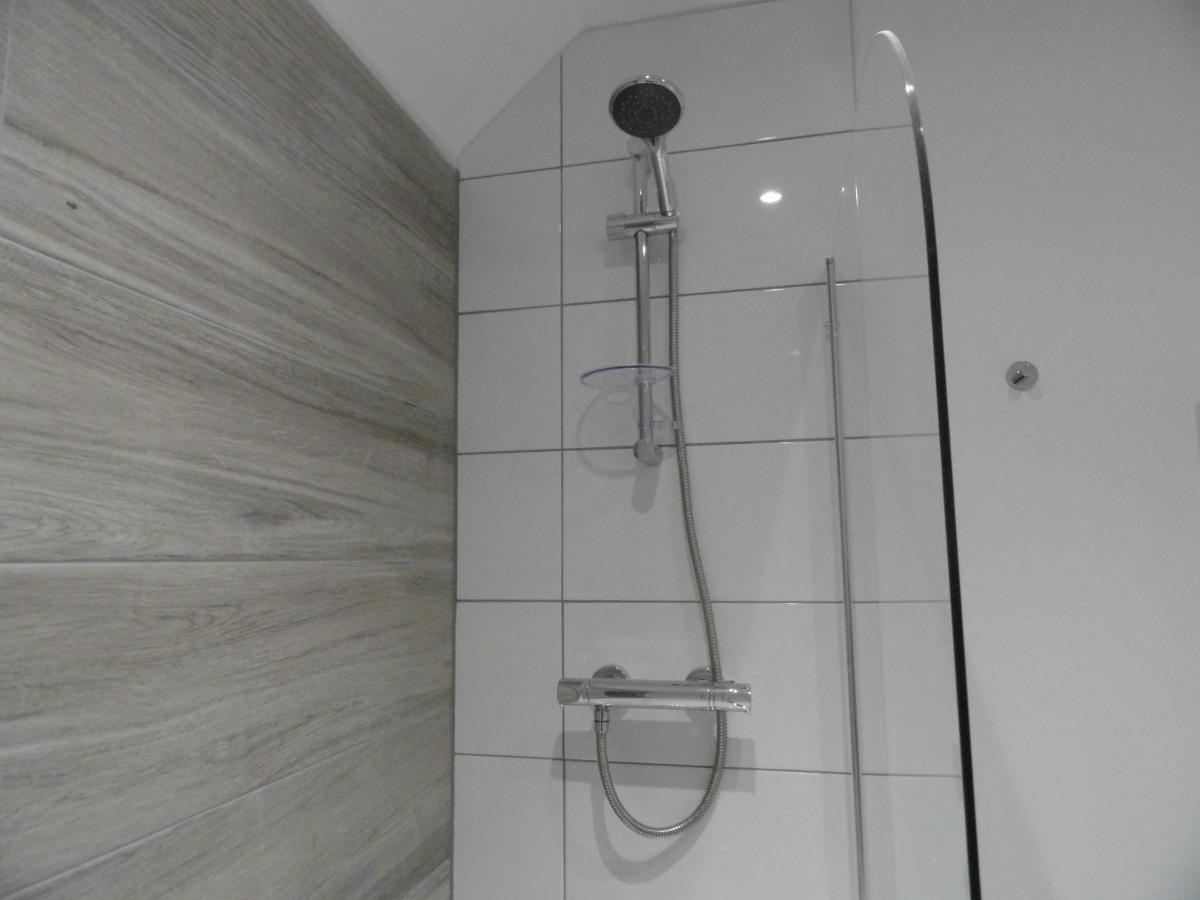 2 Bedroom Apartments In Filton By Cliftonvalley Apartments ブリストル エクステリア 写真